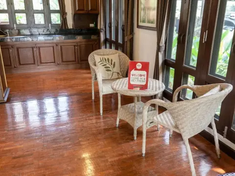 NIDA Rooms Tha Pae 2 Golden Gate - Photo 4