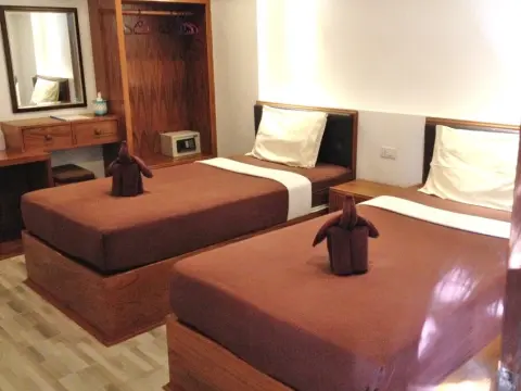 Nid's Bungalows - Photo 1