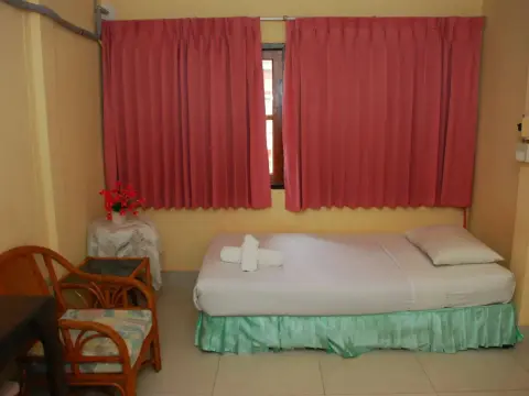 Nilawan Guesthouse - Photo 2