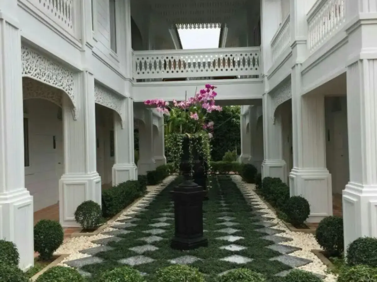 NirvaNAN House