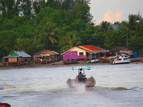 Nisarine Homestay @ Koh Klang - Photo 3