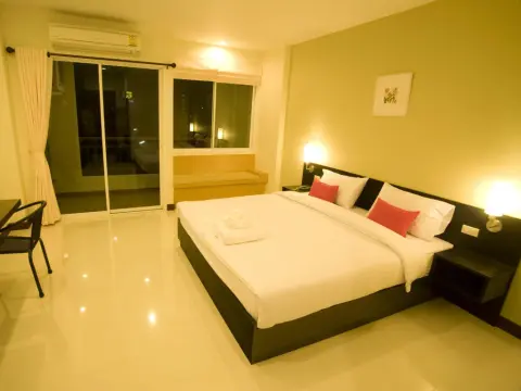 Non C Park Hotel - Photo 4