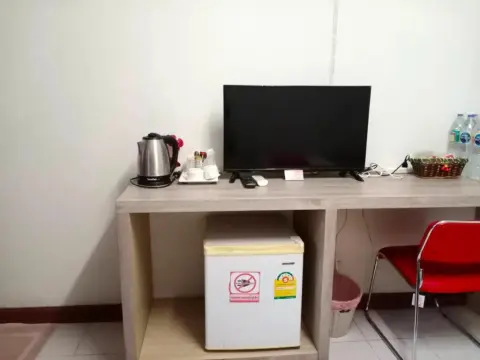 Nontharat Mansion - Photo 3