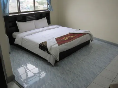 Nuncharoen Guesthouse - Photo 3