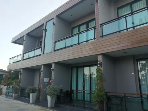 Nutchana Hill Boutique Hotel - Photo 1