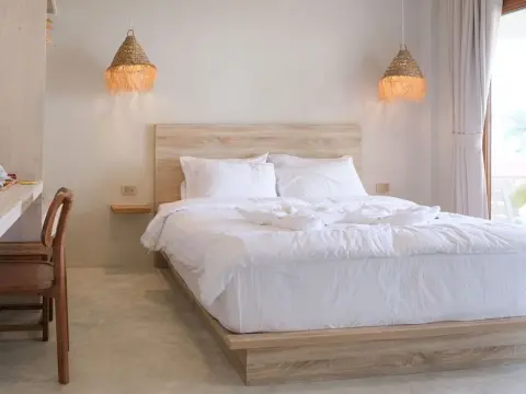 Nymph Hideout - Photo 2