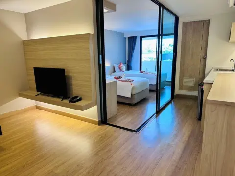 O2 Luxury Hotel - Photo 4