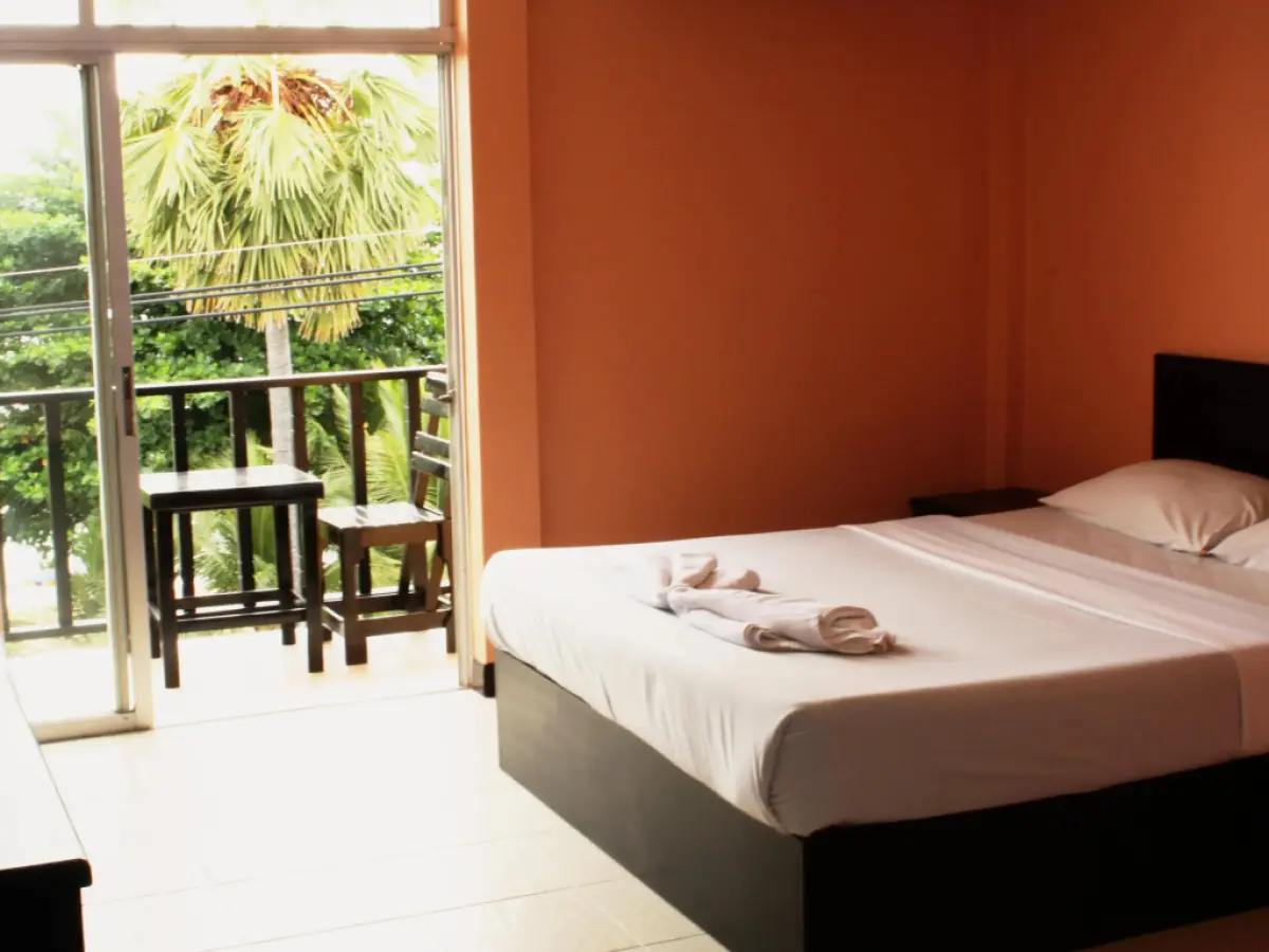 Opal House Hotel & Restaurant