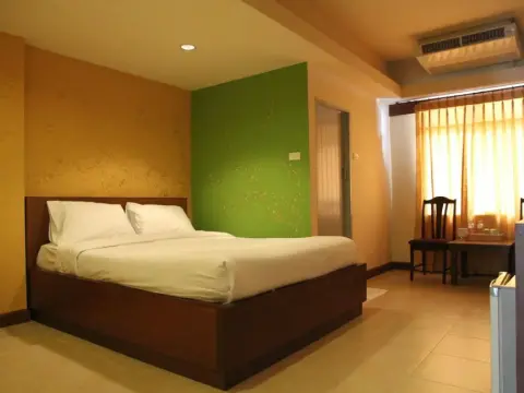 Opal House Hotel & Restaurant - фото 2