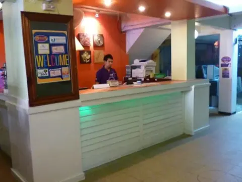 Sawasdee Khaosan Inn Hotel - Photo 2