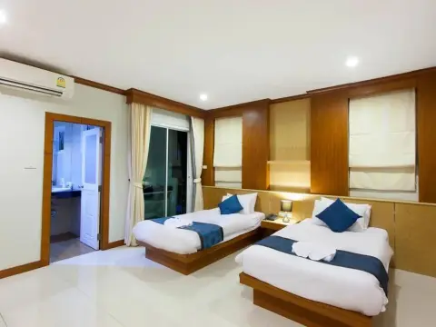 The Bluewater Hotel - Photo 3