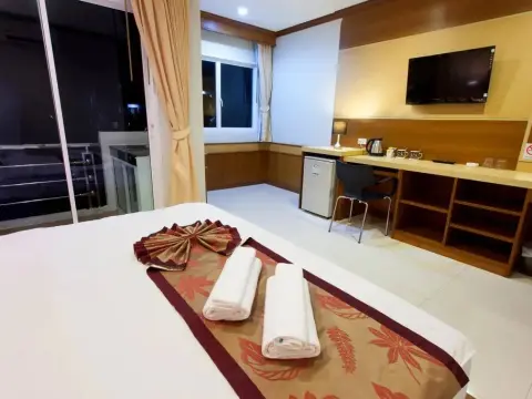 The Bluewater Hotel - Photo 4