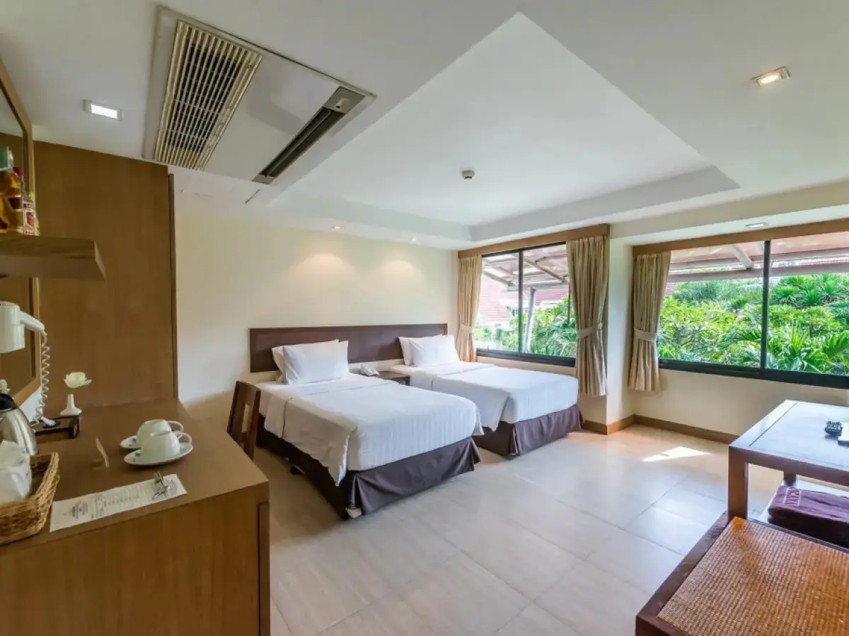 HOTEL TROPICANA