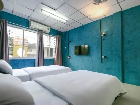 OYO 1158 Thestaycafe Hostel - Photo 4