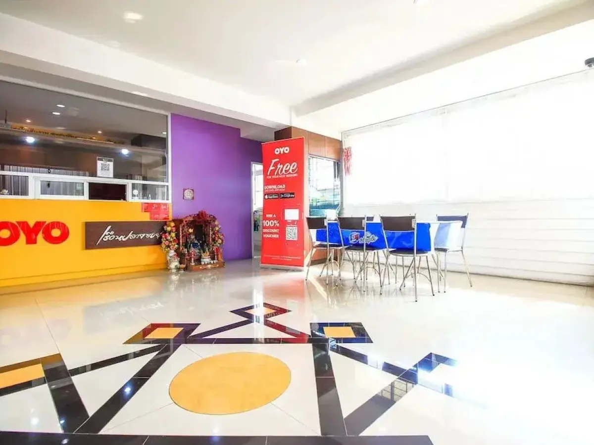 OYO 405 Ruan Plaisoi Apartment