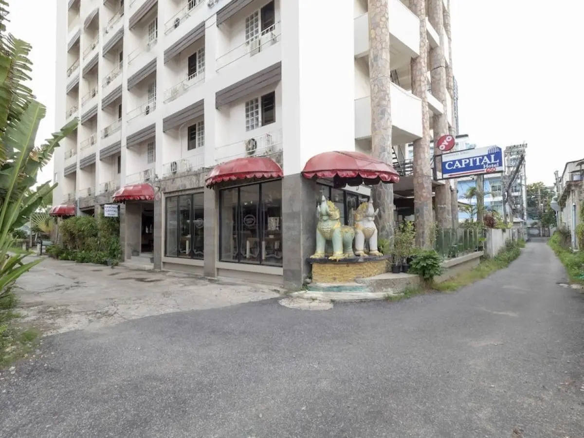 OYO 75316 Capital Residence