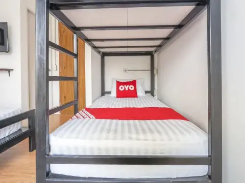 OYO 820 Labkoff Cafe and Hostel - Photo 2