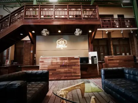 OYO 965 Art Hotel Sanamchai - Photo 2