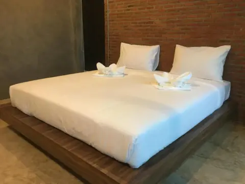 P Loft Hostel - Photo 2