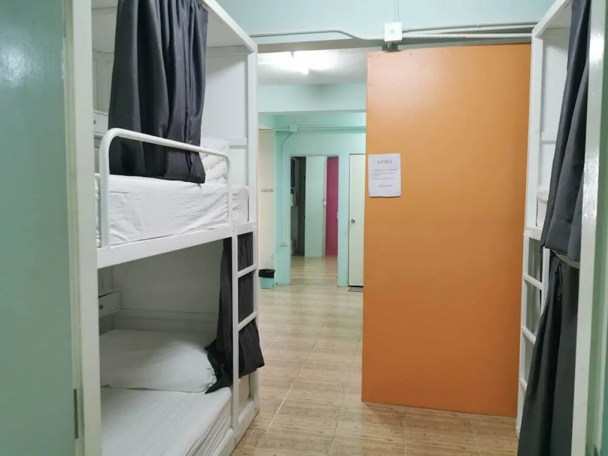 Panda Hostel Phuket - Adults Only