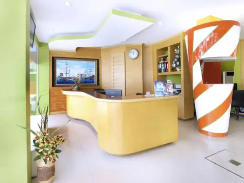 Patong Eyes Hotel - Photo 1
