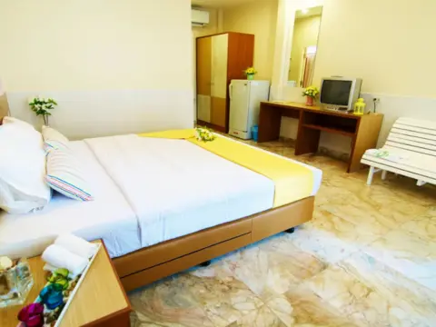 Peace Resort Pattaya - Photo 3