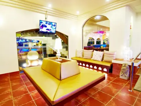 Peace Resort Pattaya - Photo 1