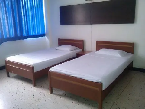 Petch Pailyn Hotel - Photo 3