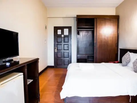 Phaya Inn - Foto 3
