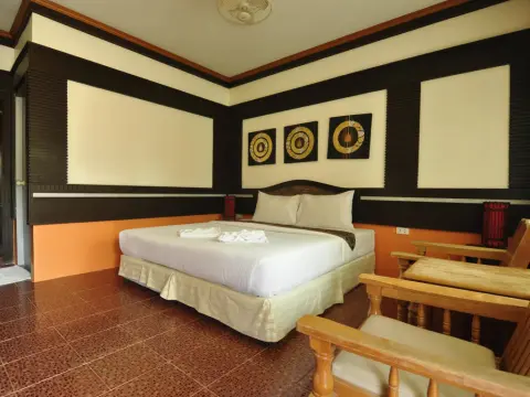 Phi Phi Rimlay Cottage - Photo 1