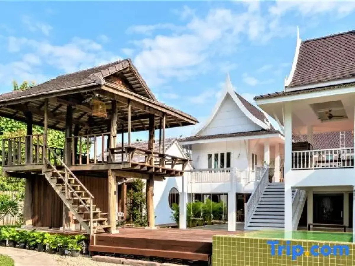 Phi Private Villa: Luxury 4 beds Riverside & Pool: Near old town*Breakfast, Laundry, Free pickup