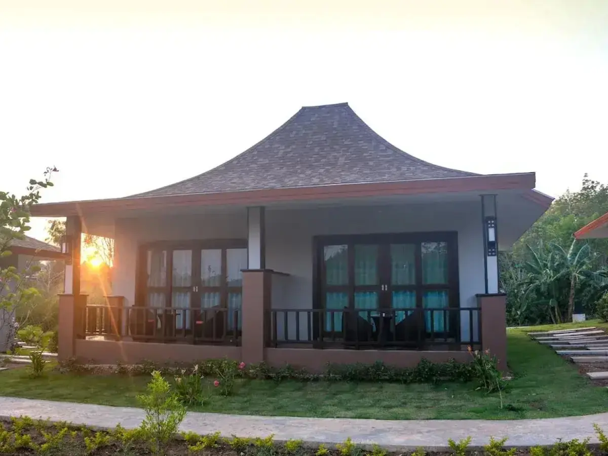 Phu Chom Mork Resort