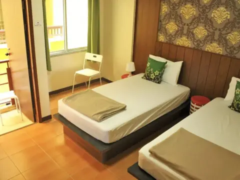 Phuket IYH Express Hostel - Foto 4