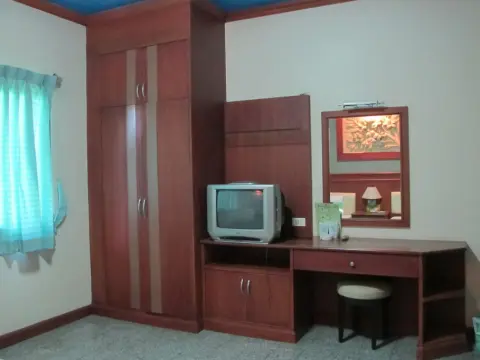 Picnic Sriracha Hotel - Photo 2