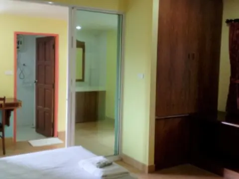 PJ Phuket Town Hotel - Photo 3