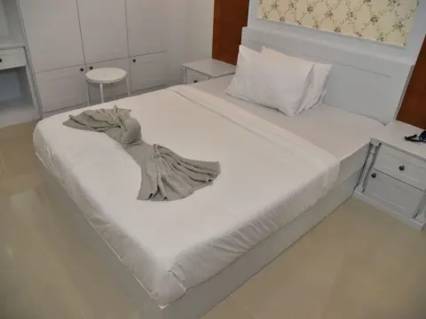 Ploy's Pearl Hotel - Foto 4