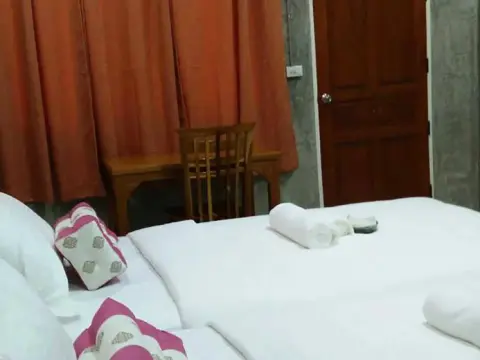 Pottery Street House - Photo 3