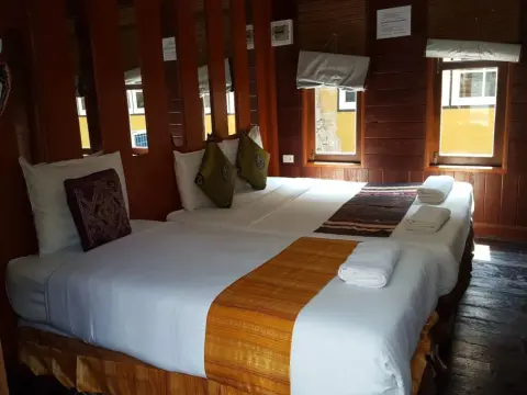 Prachuab Garden View Resort - Photo 1