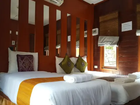 Prachuab Garden View Resort - Photo 4