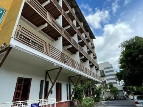 Prince Hotel Chiang Mai - Photo 1