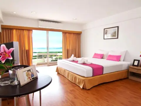 Pxpress Hotel - Photo 1