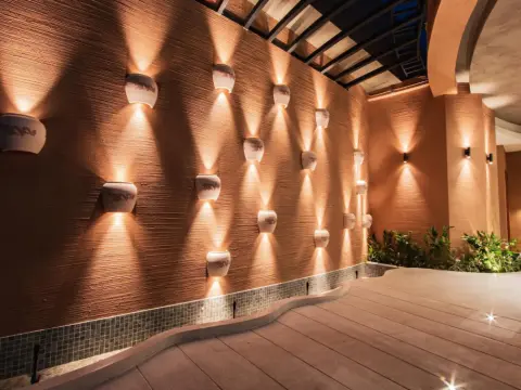 Rachabhura Hotel - Photo 1