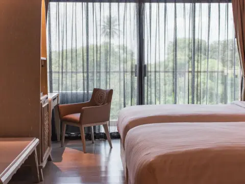 Rachabhura Hotel - Photo 4