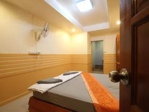 Railay Hilltop - Photo 2