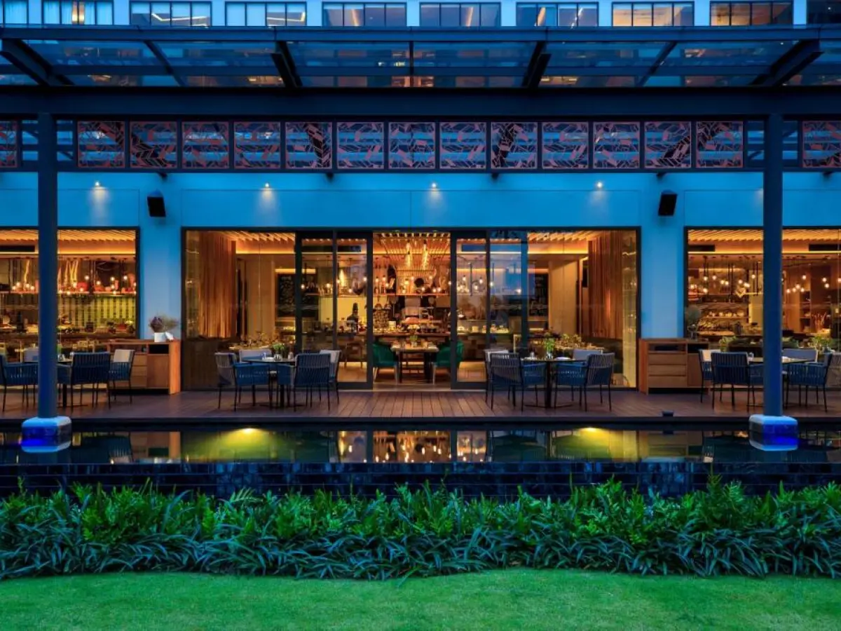 SEAPHERE PATTAYA HOTEL (ex. CROSS VIBE PATTAYA SEAPHERE)