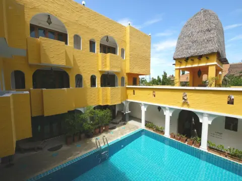 Riad Hua Hin Hotel - Photo 1