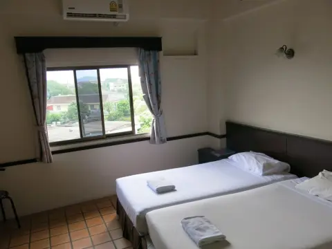 Rome Place Hotel - Photo 4