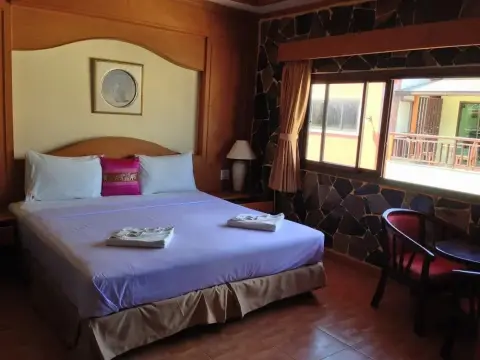 Ruen Thai Guesthouse Patong - Photo 4