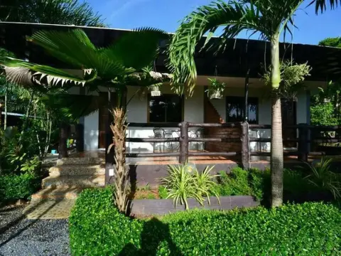 Ruenchan Resort at Saithai - Photo 3