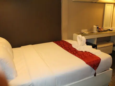 S30 Sukhumvit Hotel - Photo 3